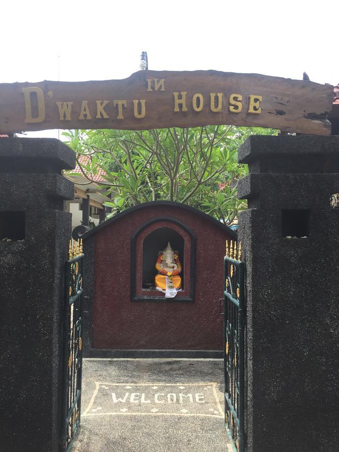 D'Waktu In House Apartment Nusa Lembongan  Exterior photo